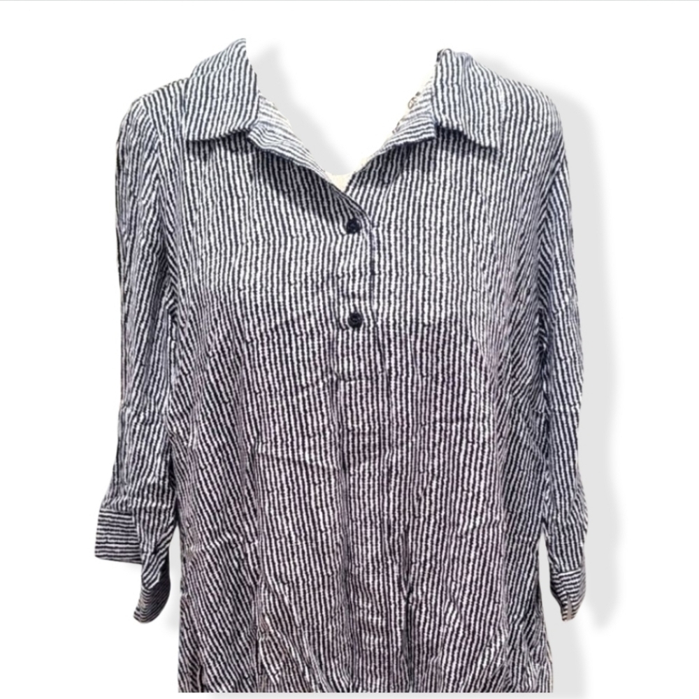 Avenue Womans Blouse. B86